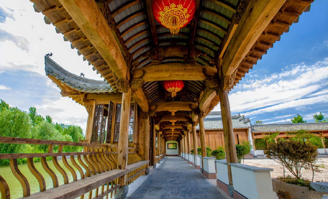 济南小江南夜景景区,济南长清大学城小江南