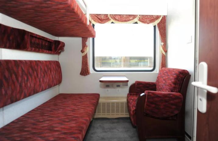 软卧跟硬卧的区别在哪,普通软卧和硬卧有什么区别