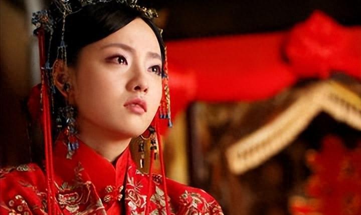 张嘉倪被调侃视频,张嘉倪卖货被吐槽