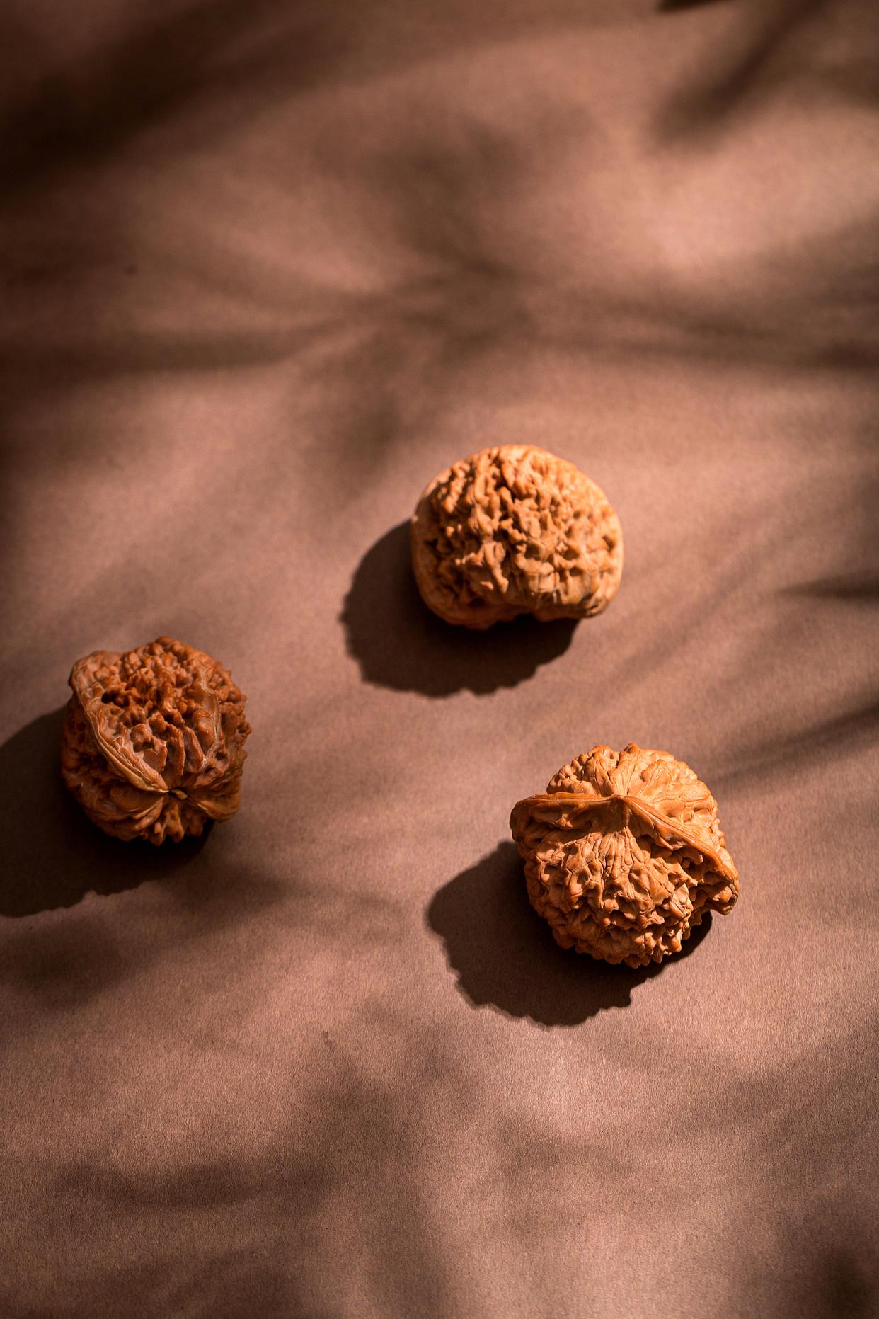 购买文玩核桃,什么最重要?文玩核桃购买全攻略!