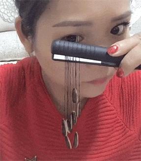 “性取向测试!”如果你看到的是一群人在游泳,那就再仔细看看