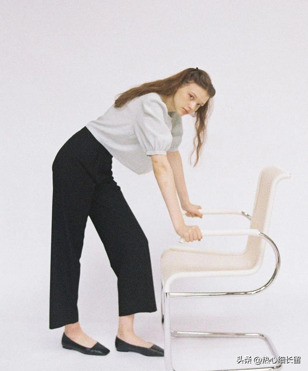 短袖衬衫的基础穿法越简单越时髦,短袖中长款衬衣穿搭技巧