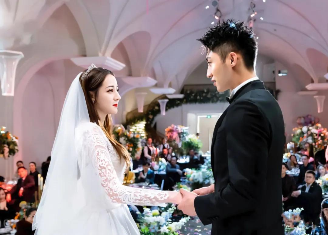 黄景瑜方起诉造谣者不信谣不传谣,迪丽热巴用行动澄清和黄景瑜恋情