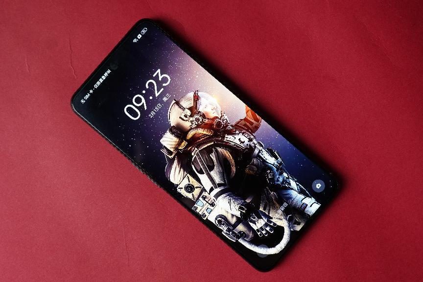 12g256g手机价位3000元左右的,12+256g小屏手机哪款最值得入手