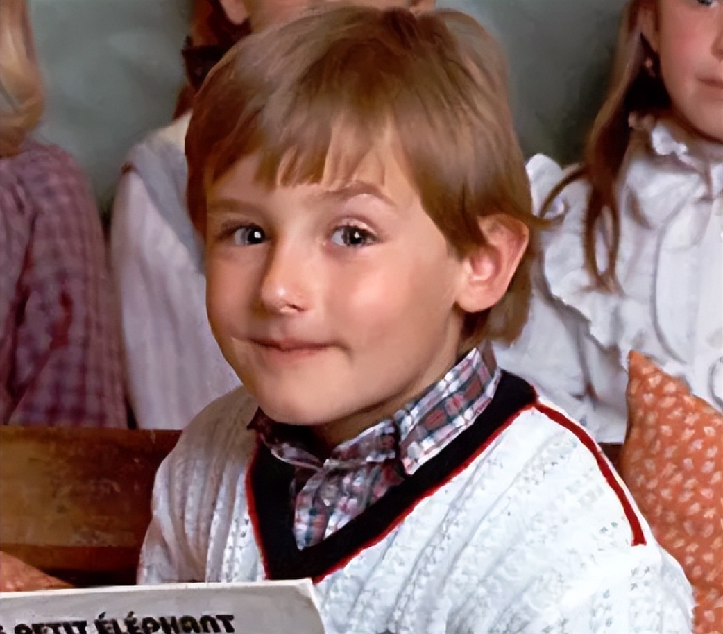 足坛明星小孩,足坛球星萌娃视频