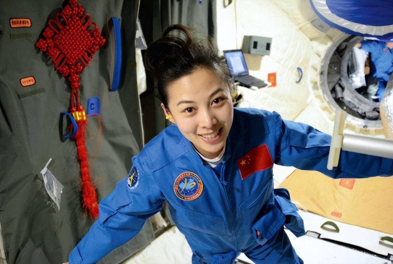 女航天员在太空对身体有哪些危害,女航天员在太空会得病吗