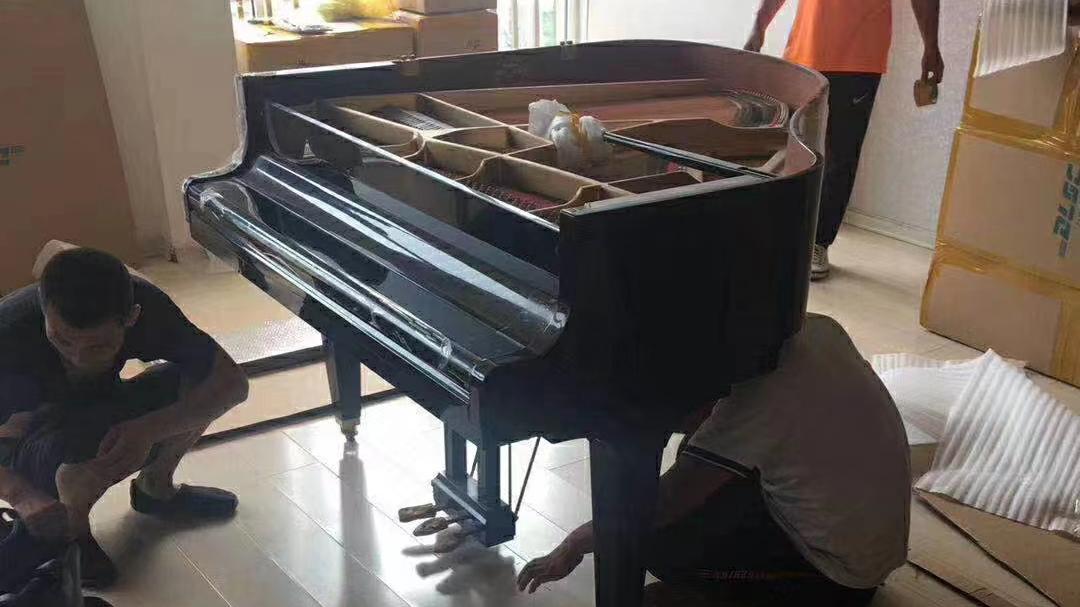 如何对三角钢琴进行拆卸及清理,三角钢琴的搬运技巧