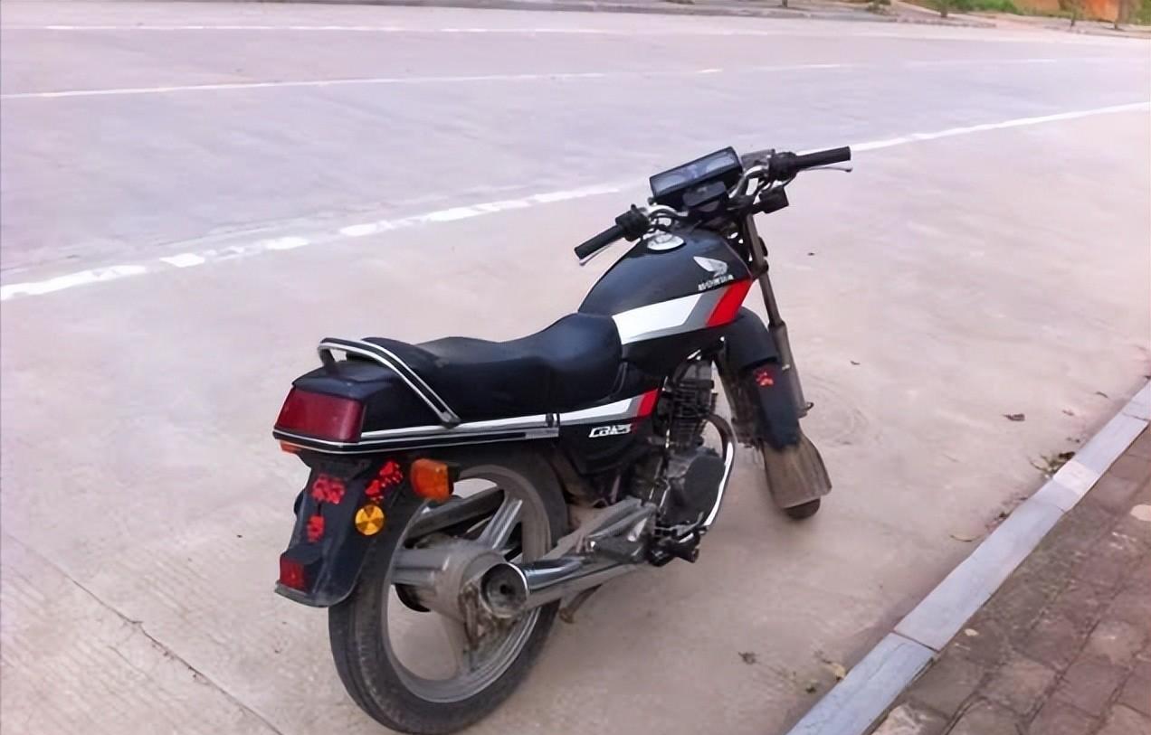 回忆当年的摩托车,回忆老摩托车视频