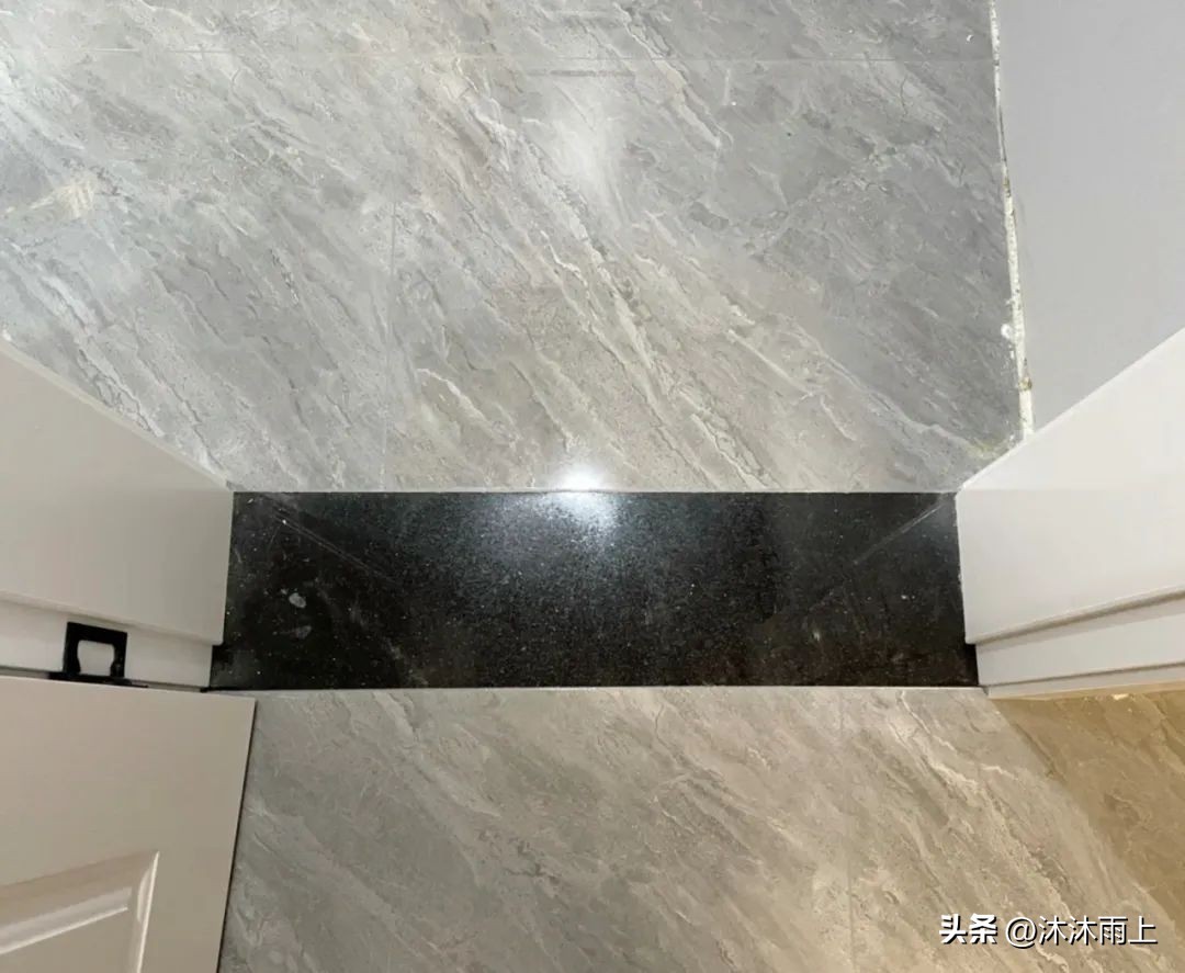 金属条压边取代门槛石,铝合金压边条跟门槛石