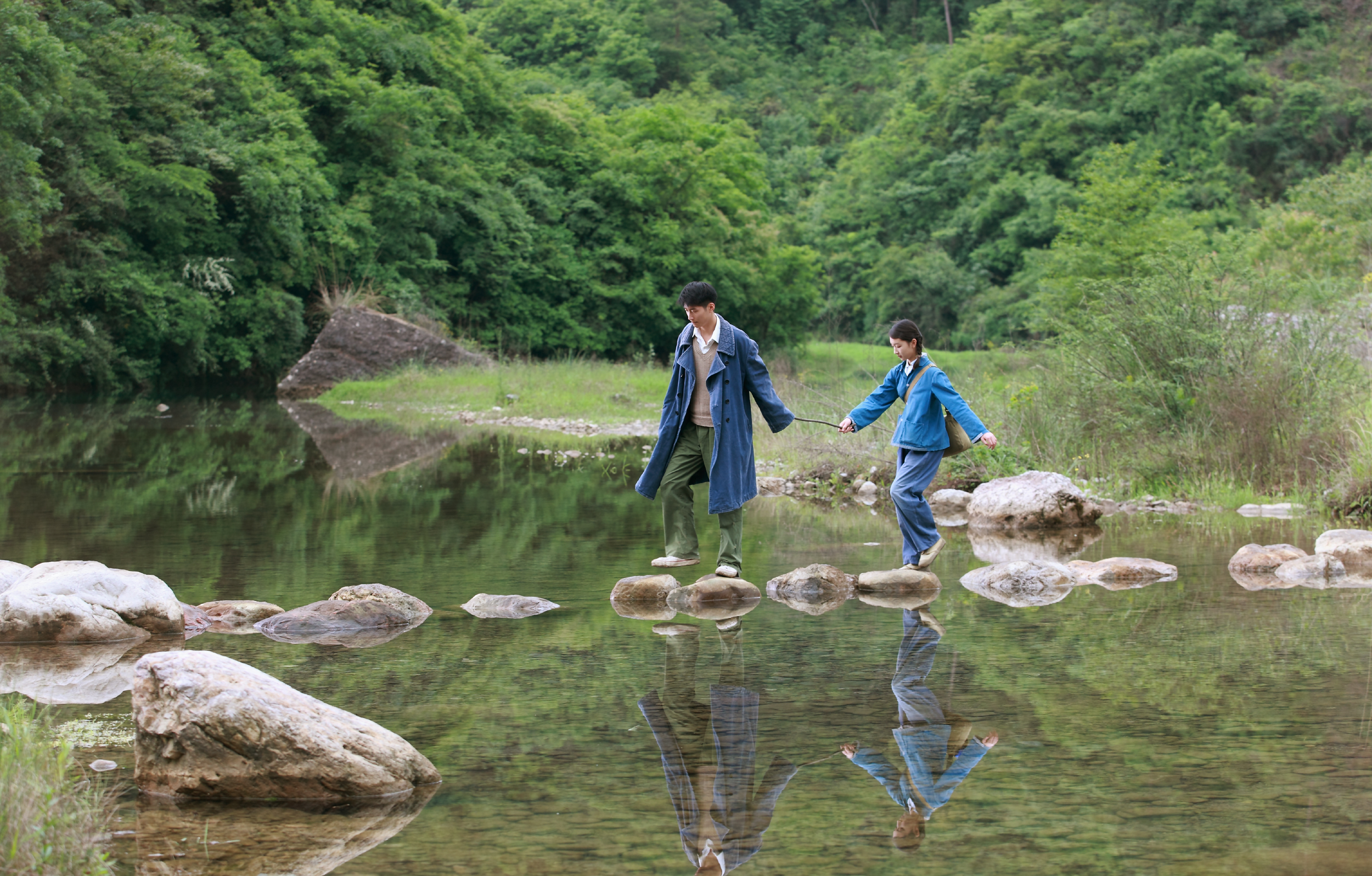 经典真实的庐山恋电影,庐山恋经典爱情电影