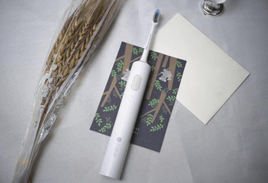 哪个品牌电动牙刷声音小续航好,儿童电动牙刷哪个品牌性价比高