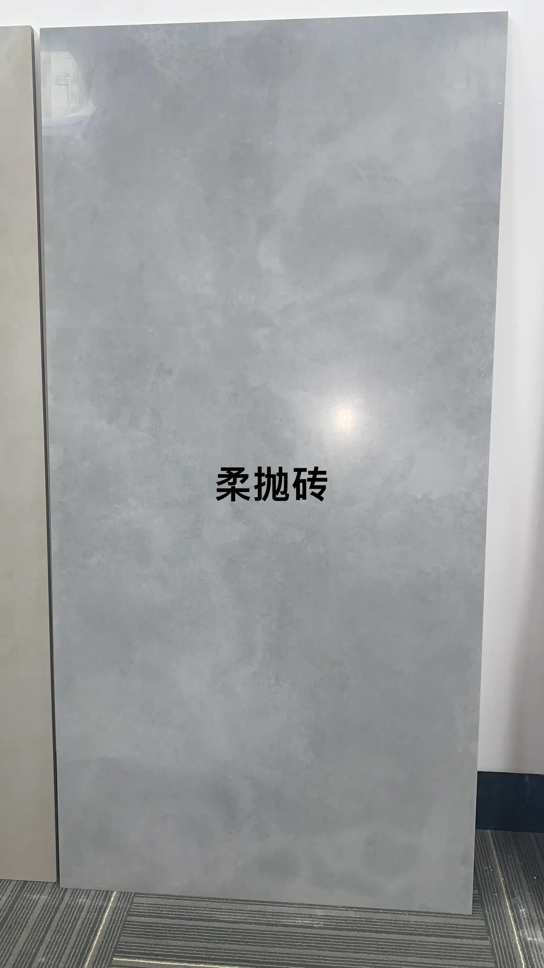 客厅瓷砖灰色阳台瓷砖选什么色,客厅装修瓷砖怎么选色