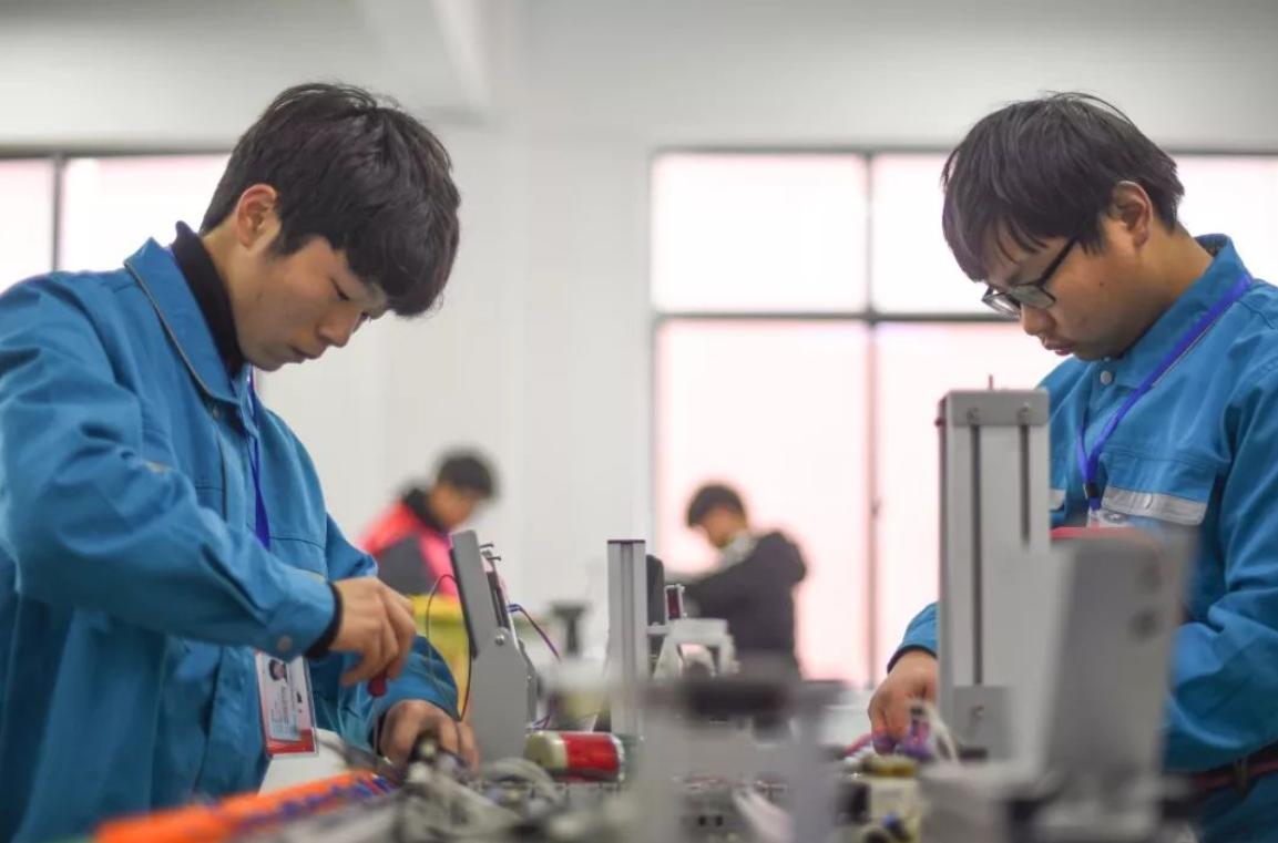 孩子能长多高看这四个要素就知道,小孩身高长得太快是好还是坏