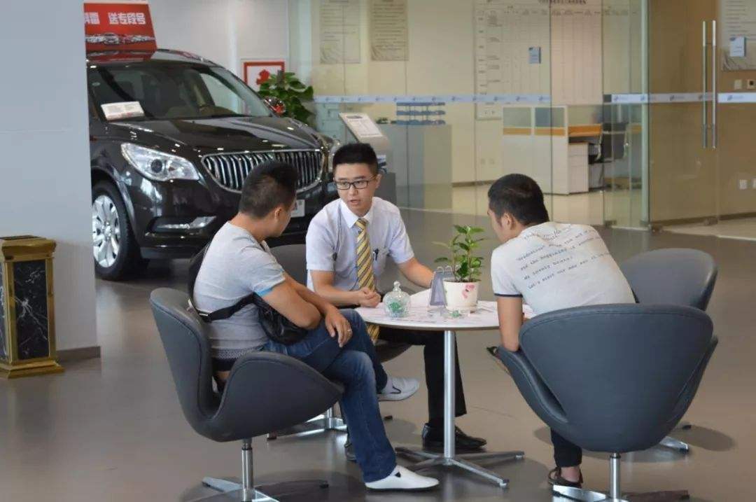 月薪五千还想要*款贷**买车的人要三思，三件事情买车之后才知道