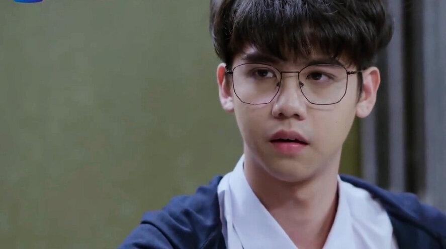 他泰一眼万年的外观2：南农的酒窝，呆的喉结，普明的耳边痣