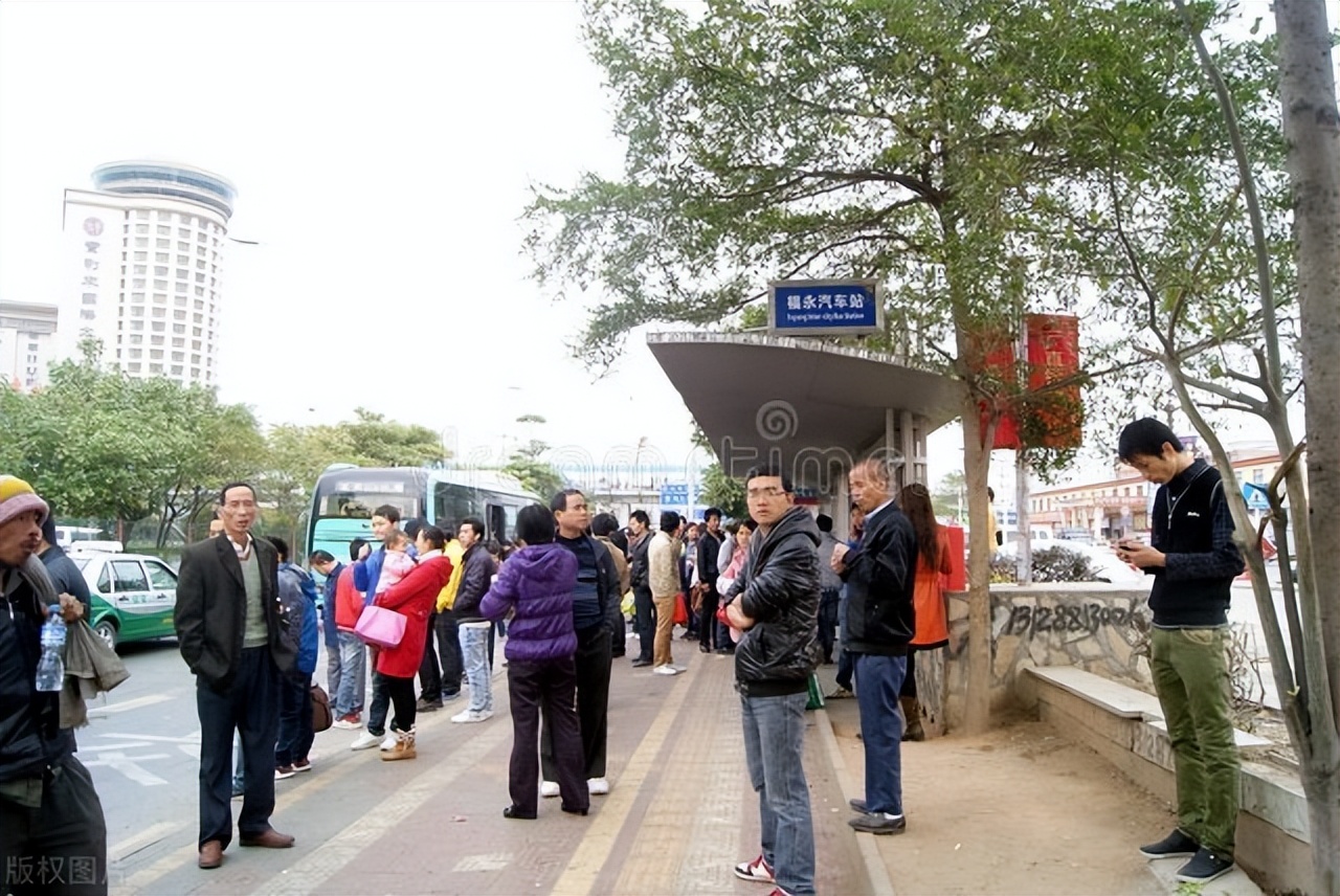 2022年怎样办理老年公交卡,成都老年人公交卡认证