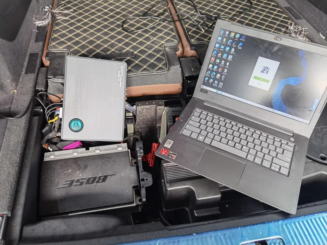 q7奥迪55tfsi音响测试,奥迪q7原车bose音响效果