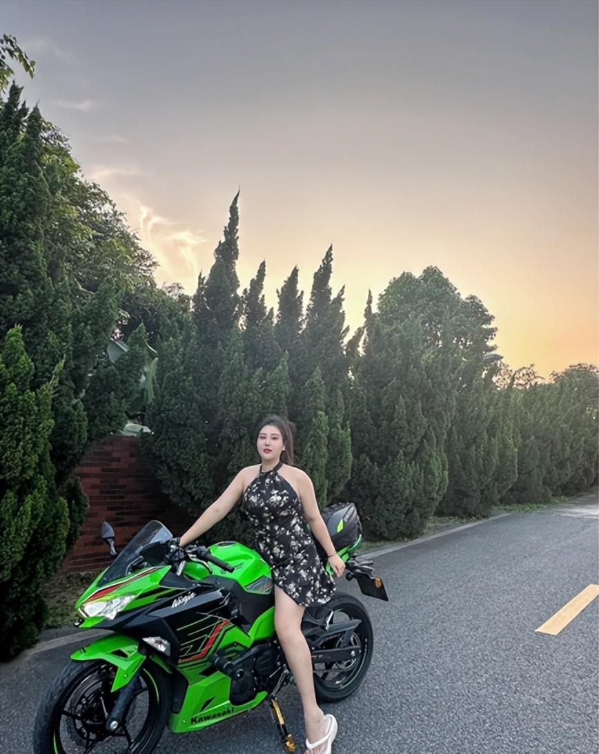 我山东姑娘,体重170,曾因胖被人诋毁,今靠身材挣钱,日入3000