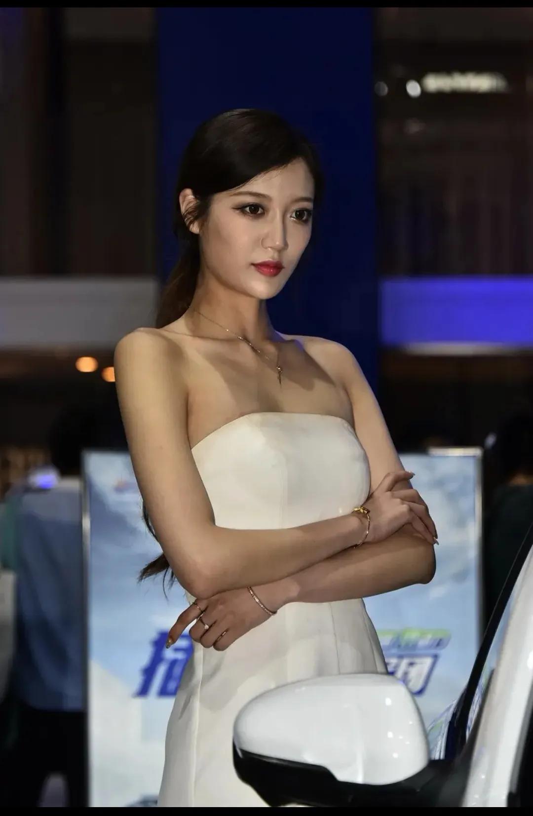 投资一个4s店需要多少钱,4s店卖车最赚钱的是什么