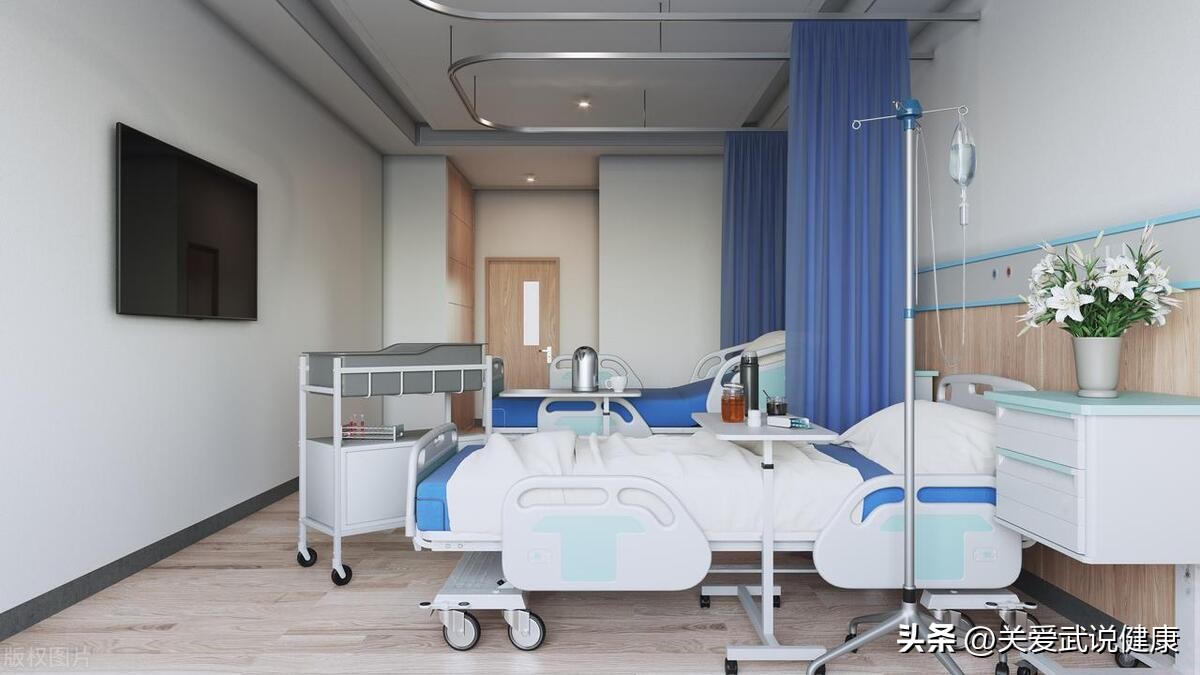 右肺下叶占位考虑错构瘤,左肺下叶6.5厘米的肿瘤严重吗