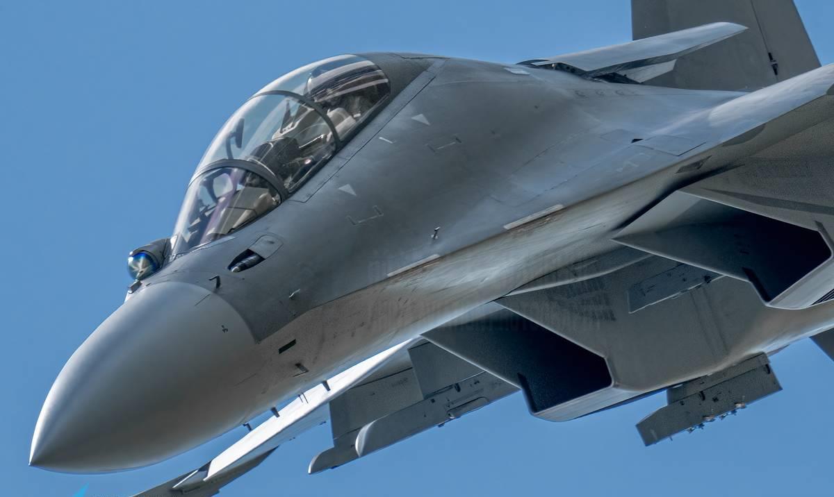 美军机逼近台海,美军机深夜对黄海抵近侦察