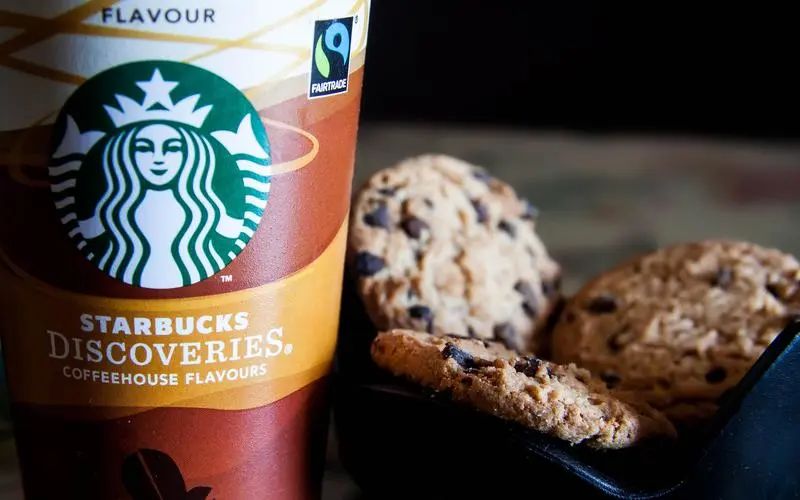 星巴克被推到转型的边缘,“第四空间”能否拯救咖啡龙头?