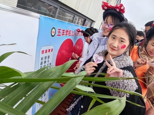 关于曾都区五丰学校的视频,湖北随州市曾都区五丰学校