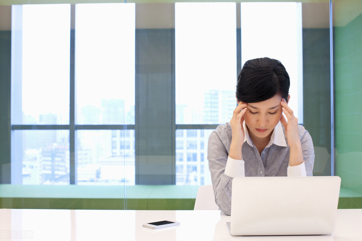 突然把好友拉黑了怎么回事,无缘无故被亲戚删除微信