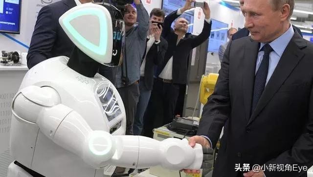 机器人送餐其中主要用了什么技术,无人送餐机器人