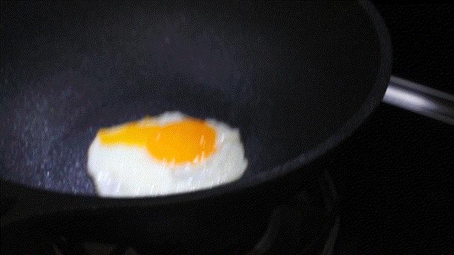 居派碳晶不粘锅测评,不惧铁铲的铁锅