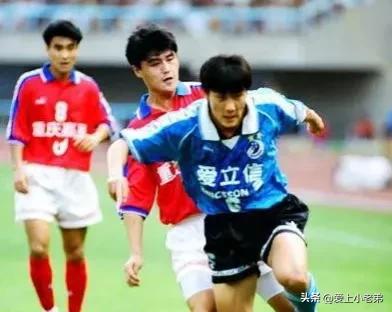 中国足球寰岛纪录,重庆前卫寰岛足球队