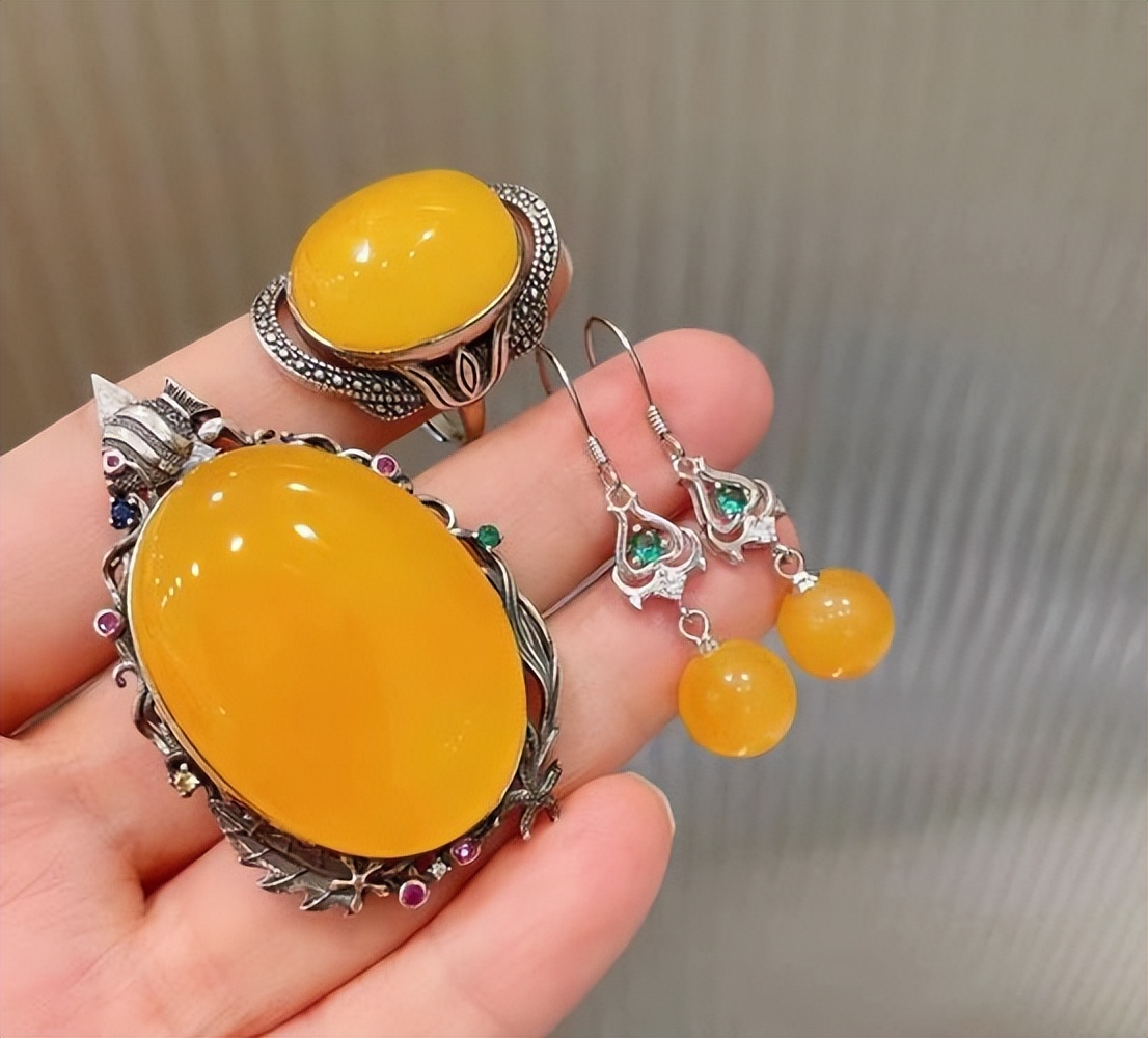 蜜蜡造假技术有哪些,蜜蜡造假全过程视频