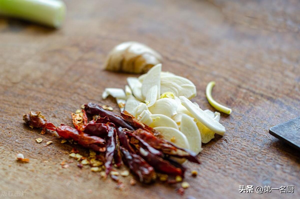 吃什么滋补肾经,男人常吃它补肾强身胜过吃补药