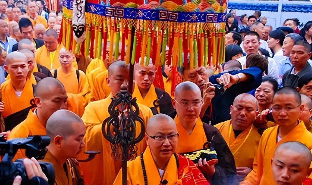 鍜屽皻杩炵牬涓夋垝鏁戜笅108涓綏姹夊▋,鍜屽皻杩炵牬涓夋垝鏁戜笅108鍚嶇綏姹夊▋