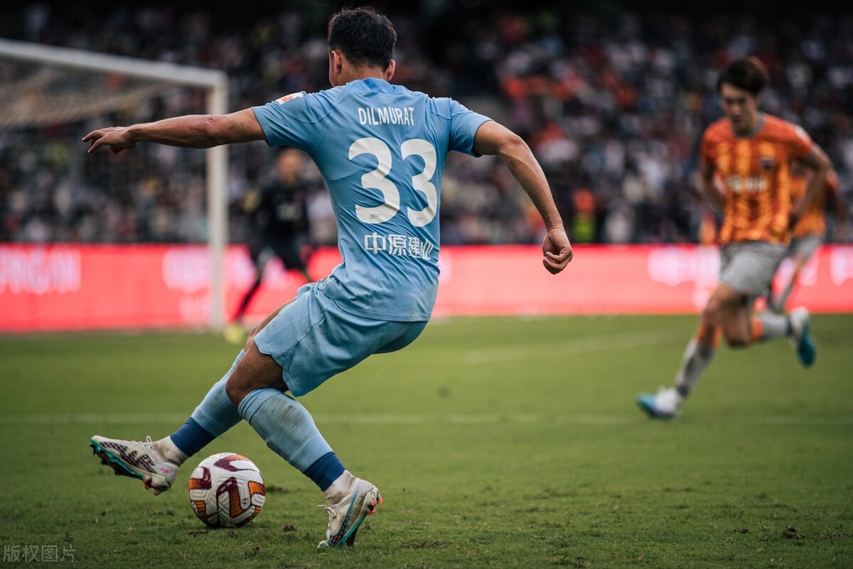 萨尔科的所有安排都是为了昆山连线，三位球员连续犯错痛失好局