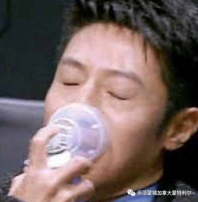 加拿大鹅推出新款大花,加拿大鹅花棉袄吐槽