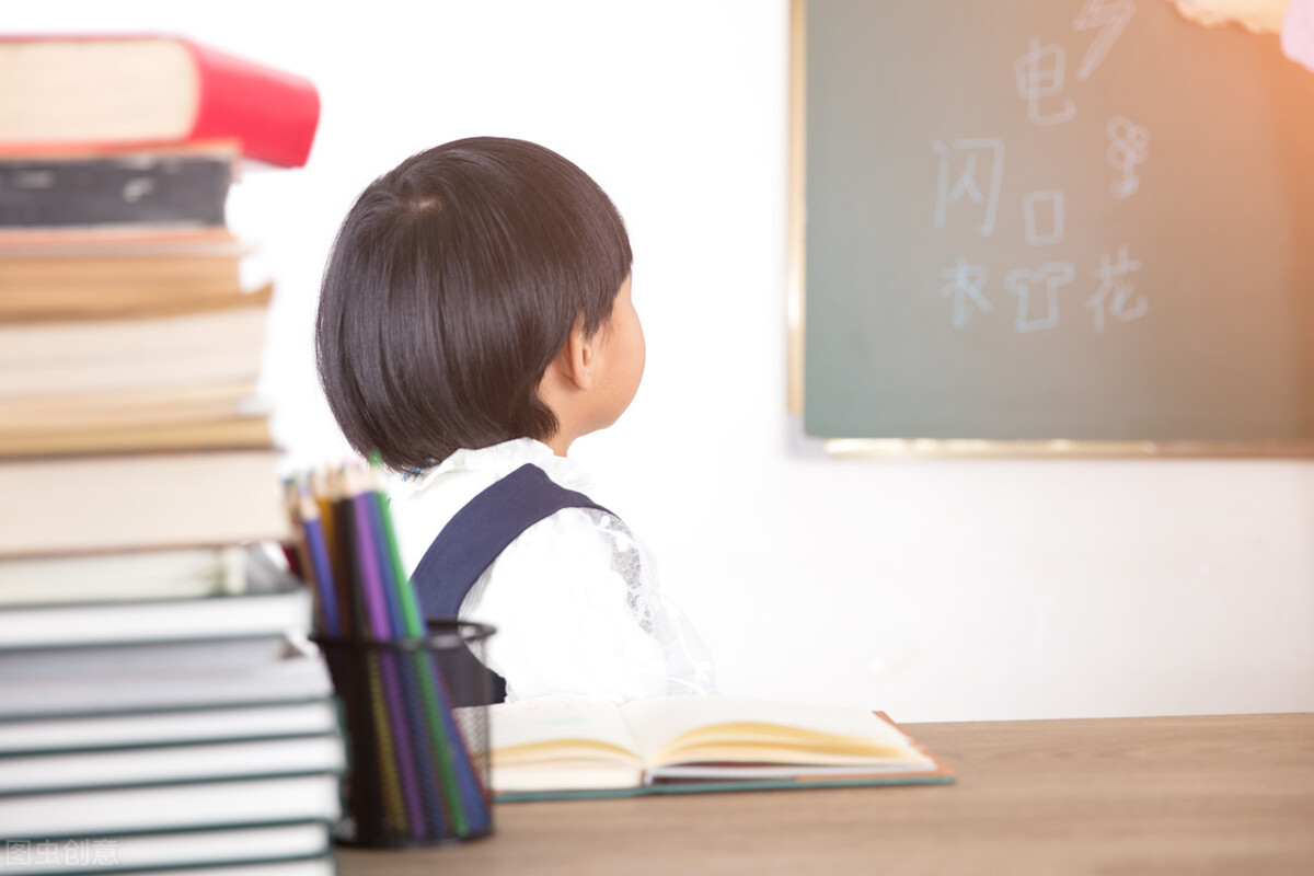 家长催小朋友催得焦虑怎么办,孩子焦虑叛逆暴躁不与父母沟通