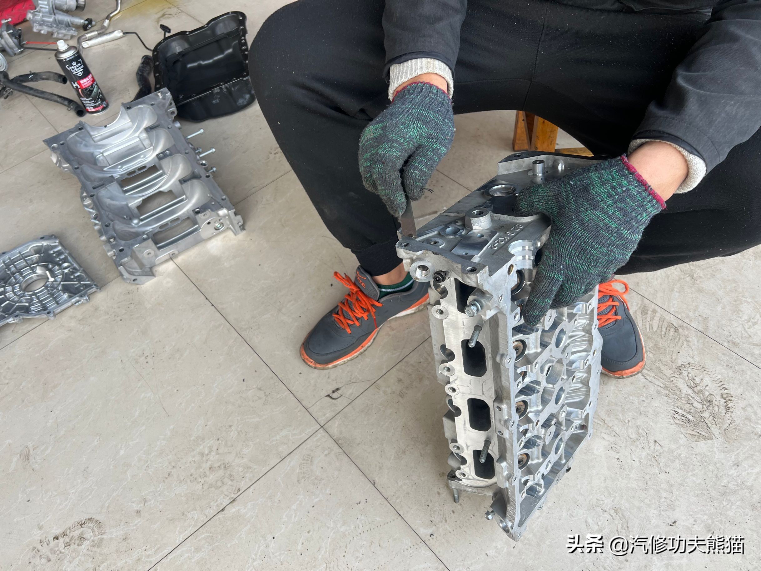 全新胜达大修,现代全新胜达9万公里烧机油