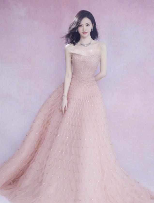 关晓彤于文文同框,于文文和关晓彤同框