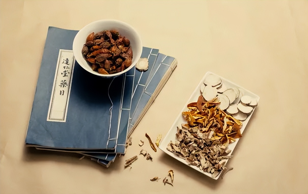 脑供血不足看中医好还是西医好,失眠多梦看中医好还是看西医好