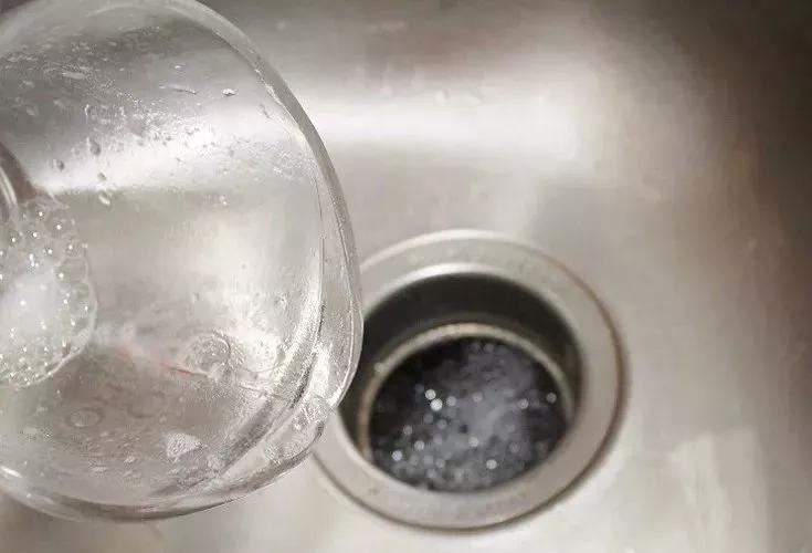 下水管道堵了怎么办最简单方法,下水道堵了小妙招