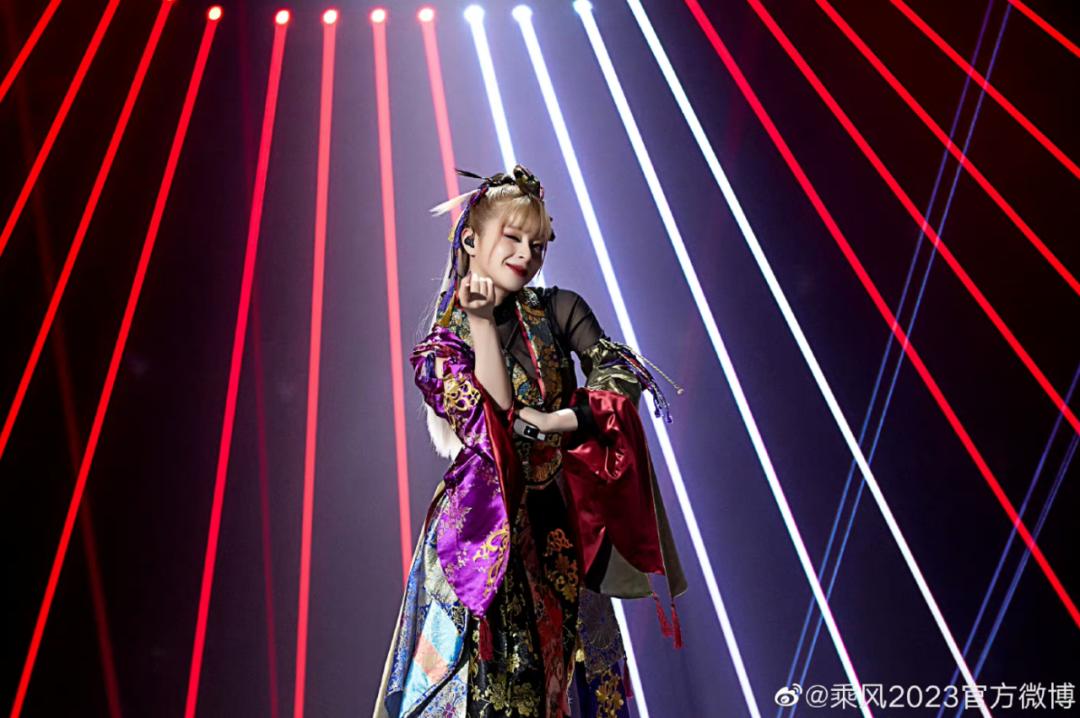 向云端抖音最火高潮翻唱,向云端抖音最火翻唱完整版