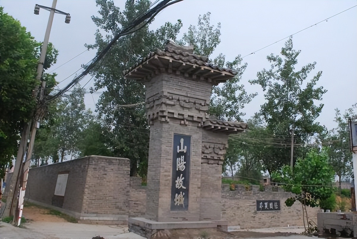 汉献帝刘协讲述历史,历史上汉献帝刘协退让帝位