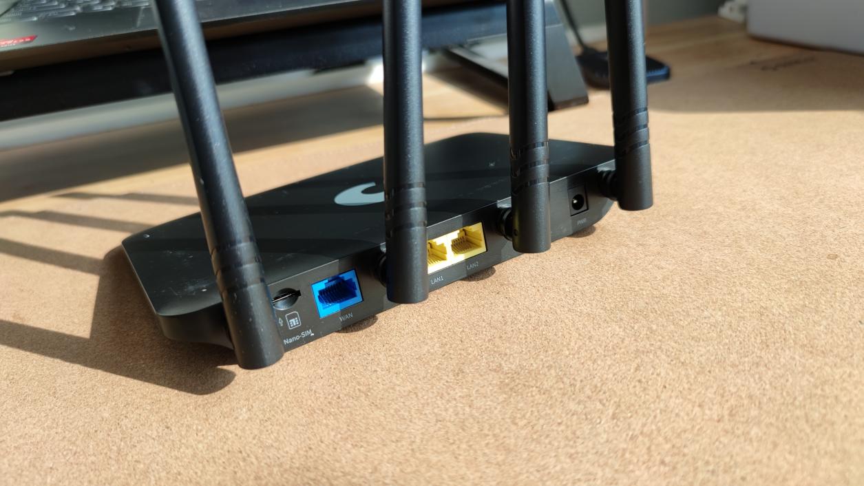 蒲公英x4c路由器可以用5g卡吗,蒲公英4g无线路由器x4怎么使用