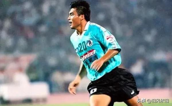 大连万达功勋球员小王涛,大连足球王涛2002