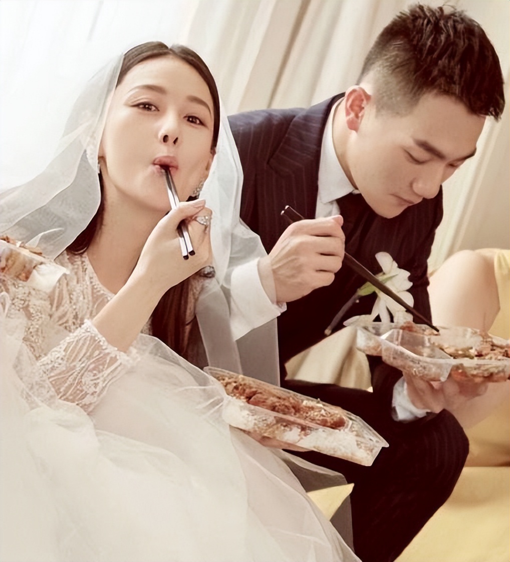 李晨范冰冰张馨予当年发生了什么,张馨予晒美照坐实怀孕传闻