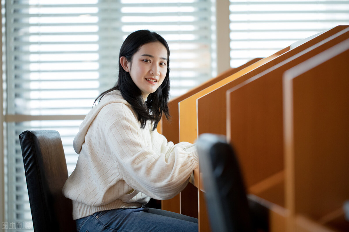 普通大学生一个月多少生活费合理,普通大学生一个月多少生活费够用