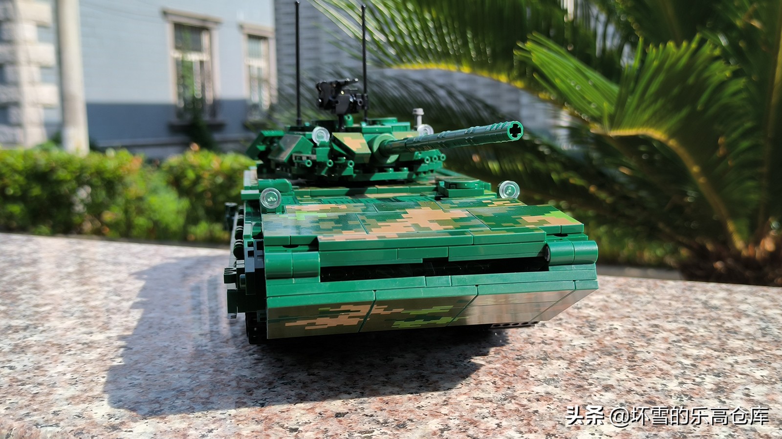 森宝积木遥控两栖突击车,森宝05式两栖步兵战车