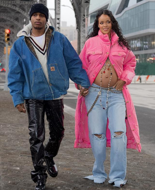 孕早期女人情绪反差大,孕晚期露肚子好不好