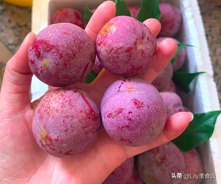 6月，有钱没钱，5种碱性果记得多吃，水分足口感好，应季食受益多